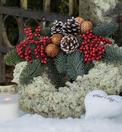 Mosekrans med pynt Mosekrans med pynt